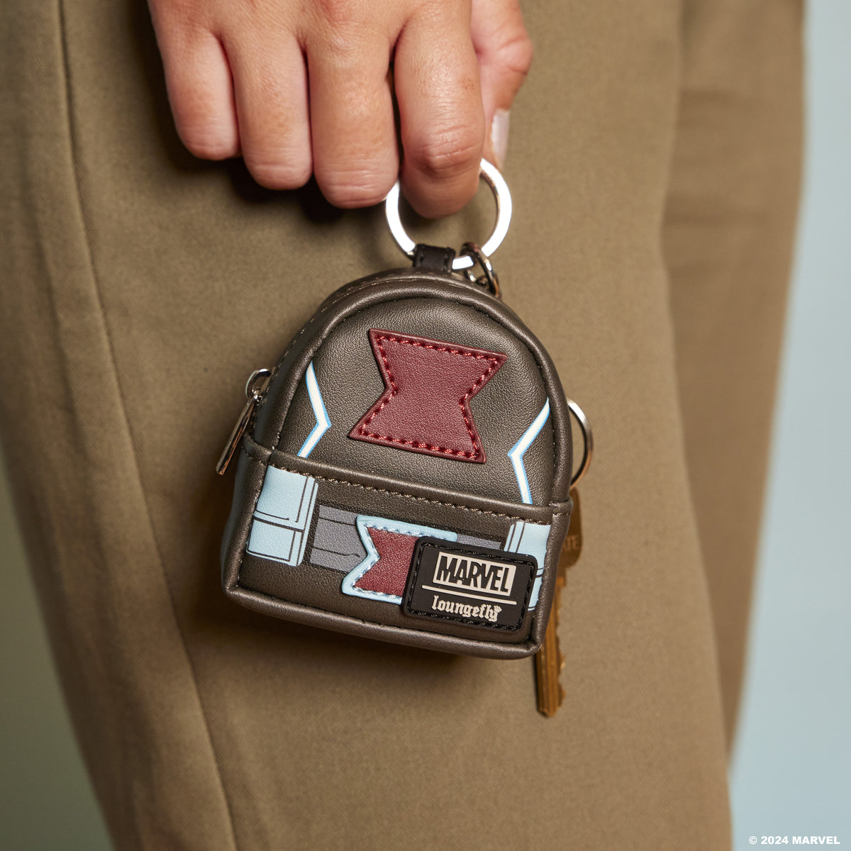 Marvel Avengers Cosplay Mystery Mini Backpack Keychain Charm - US 8901