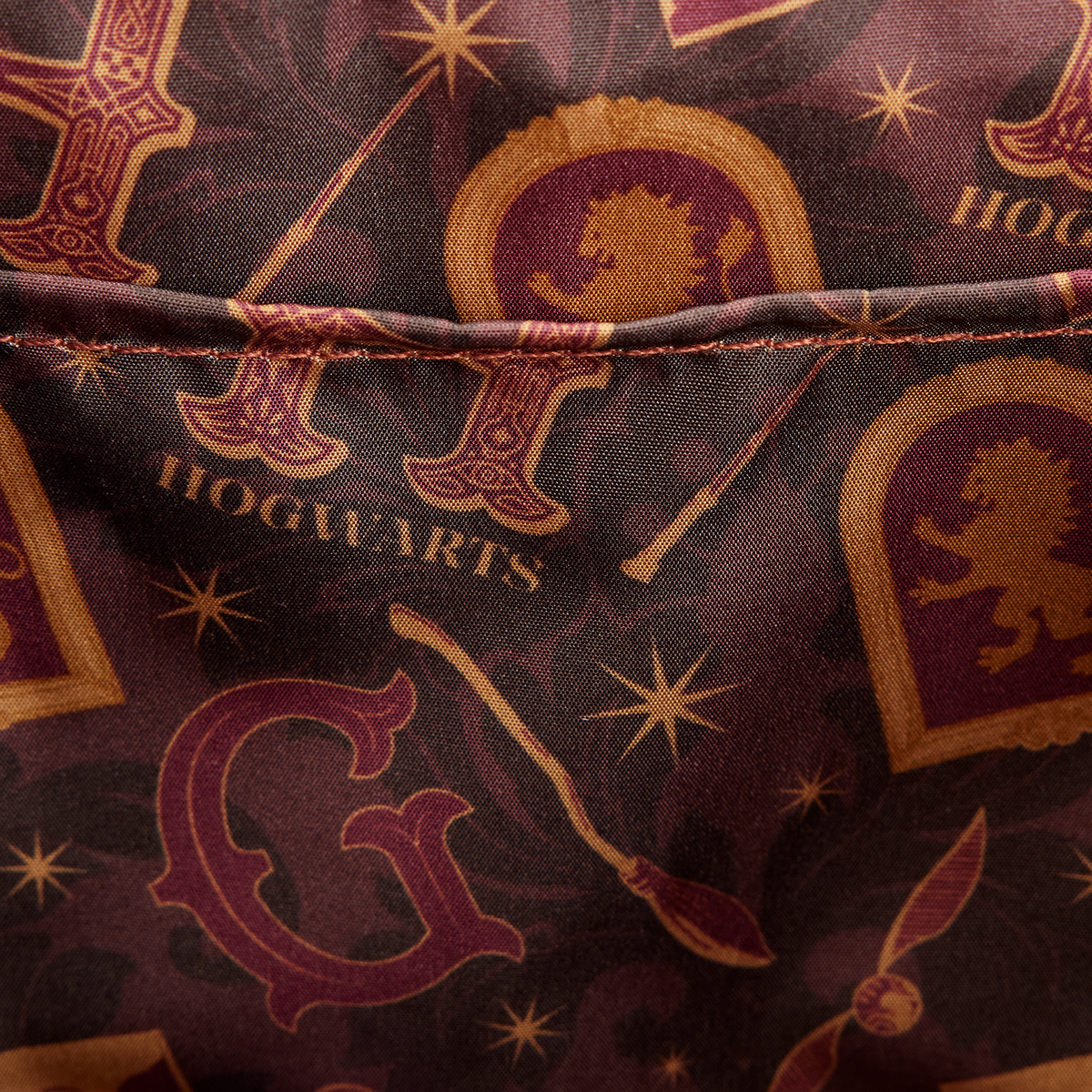 Exclusive Harry Potter Gryffindor Banner Velvet Mini Backpack - US 5595