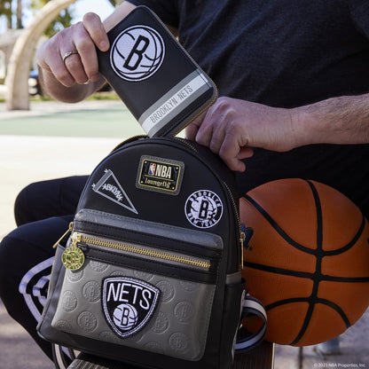 NBA Brooklyn Nets Patch Icons Zip Around Wallet - US 4770